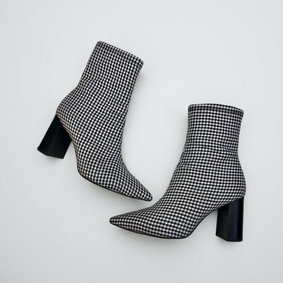 SOLD OUT | Jeffrey Campbell Siren Houndstooth Booties Pointed Toe Block Heel 7.5 - Picture 9 of 10